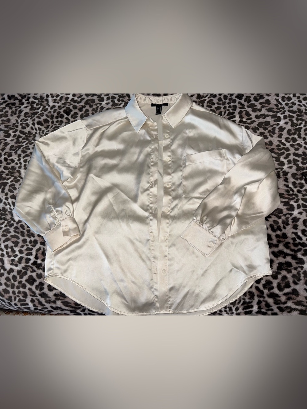 Women's Satin Button-Up Shirt in Ivory - Unbranded